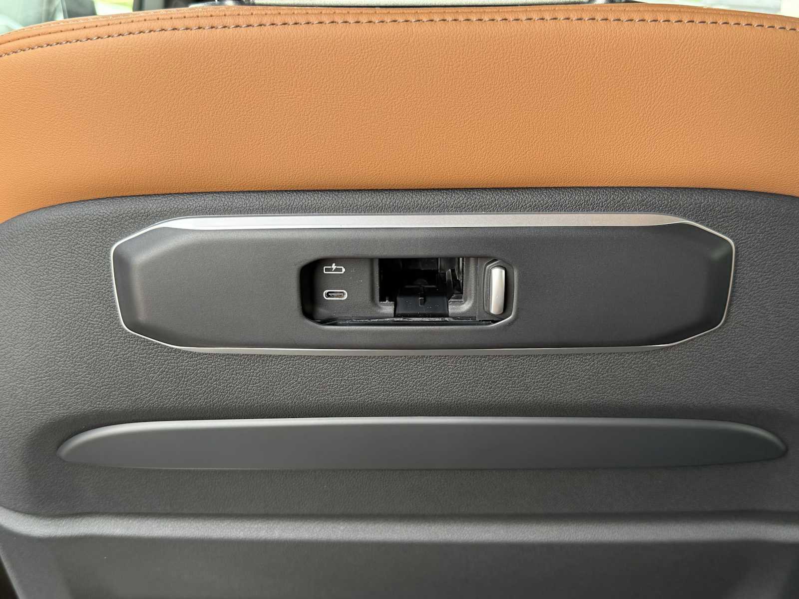 New 2026 BMW X7 xDrive40i w/ Executive Package image 33