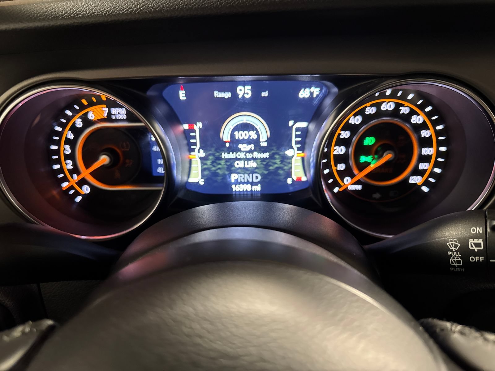 Used 2022 Jeep Wrangler Sport AWD/4WD image 19