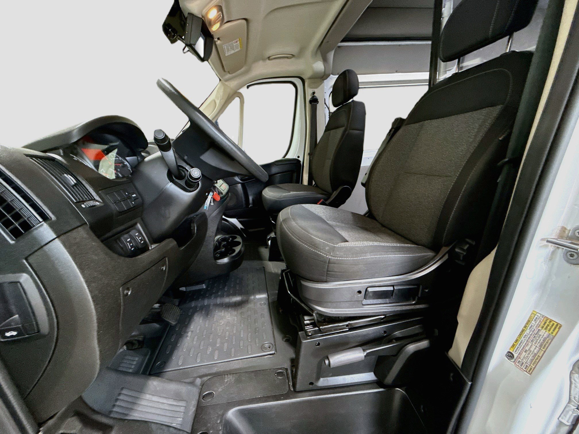 Used 2021 RAM ProMaster 1500 FWD image 21
