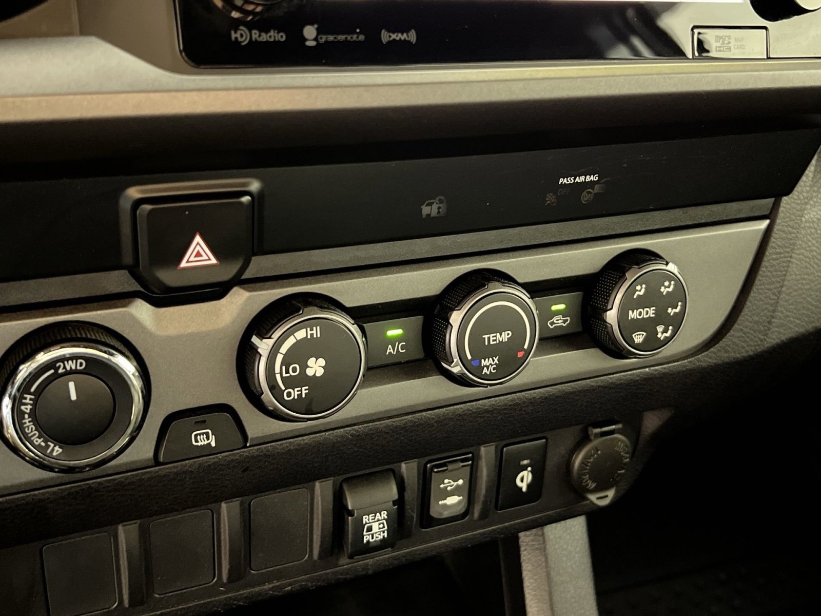 Used 2019 Toyota Tacoma TRD Off-Road image 21