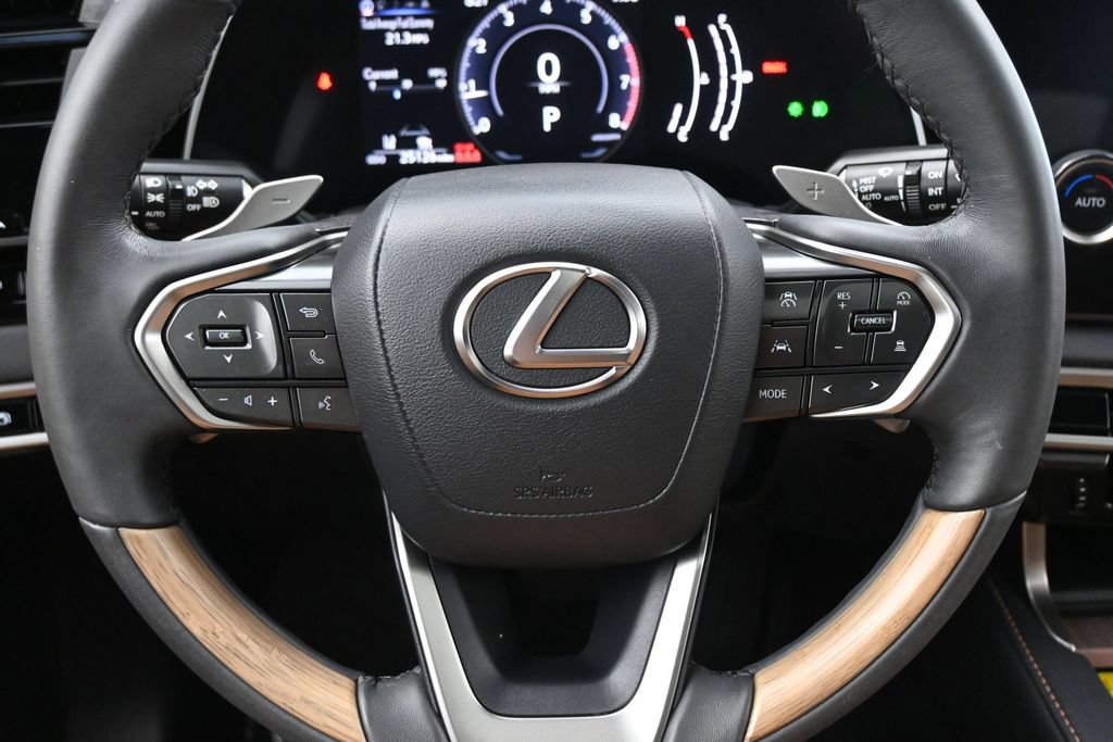 Used 2023 Lexus RX 350 Premium w/ Cold Area Package AWD/4WD image 6