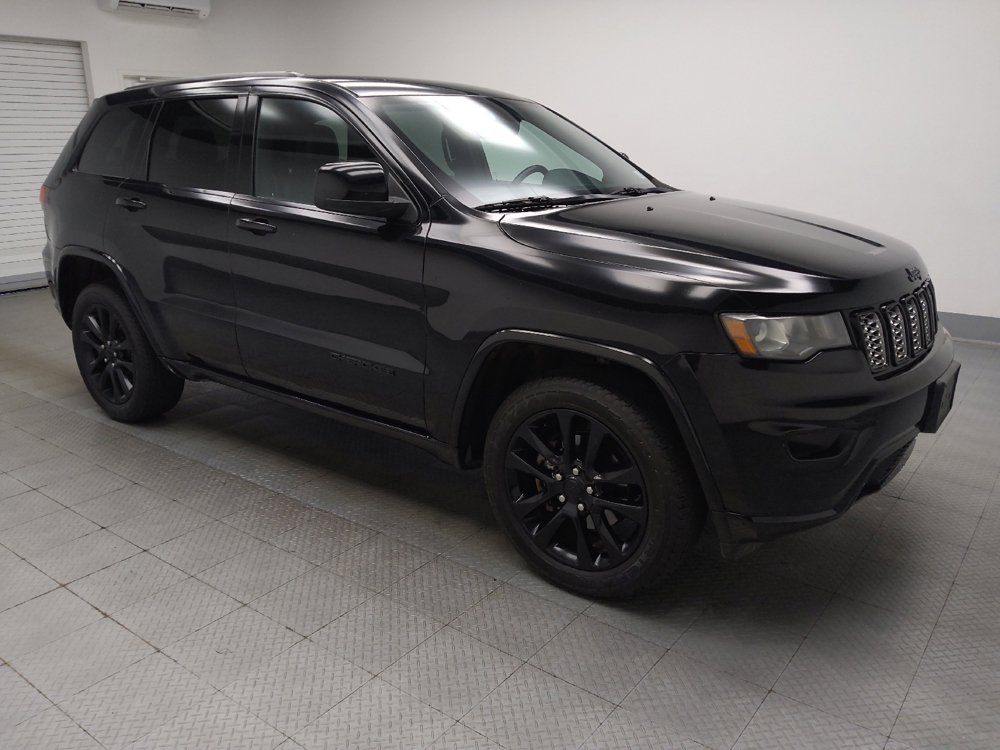 Used 2018 Jeep Grand Cherokee Altitude AWD/4WD image 11