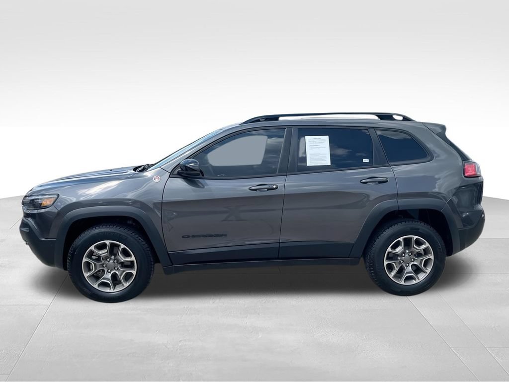 Used 2023 Jeep Cherokee Trailhawk w/ Sun & Sound Group AWD/4WD image 5