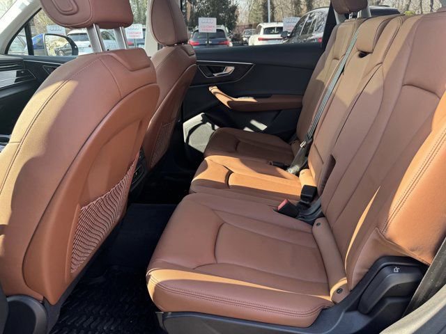Certified 2023 Audi Q7 2.0T Premium w/ Convenience Package image 34