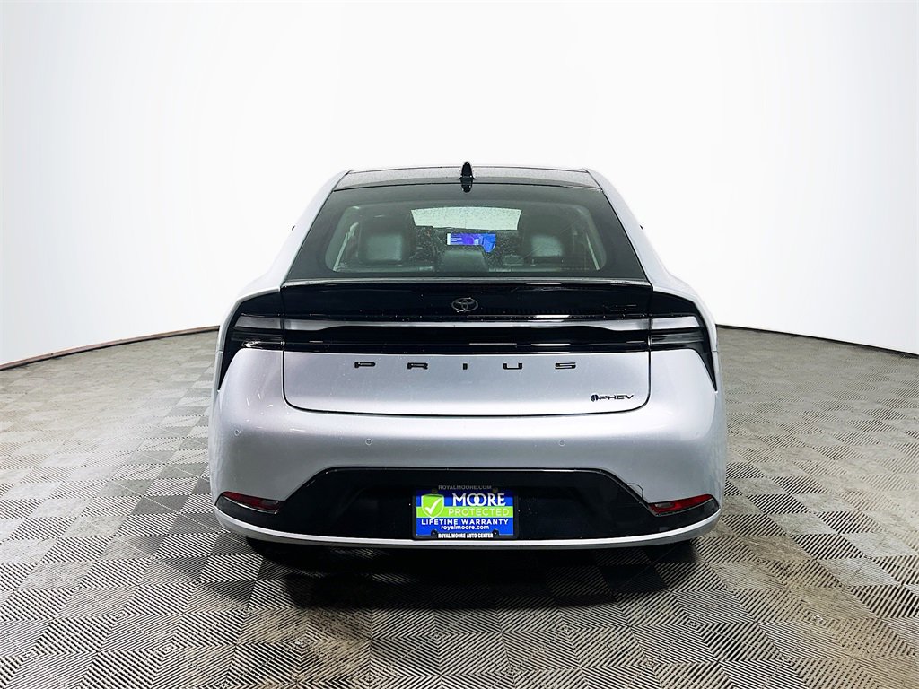 New 2026 Toyota Prius XSE image 7