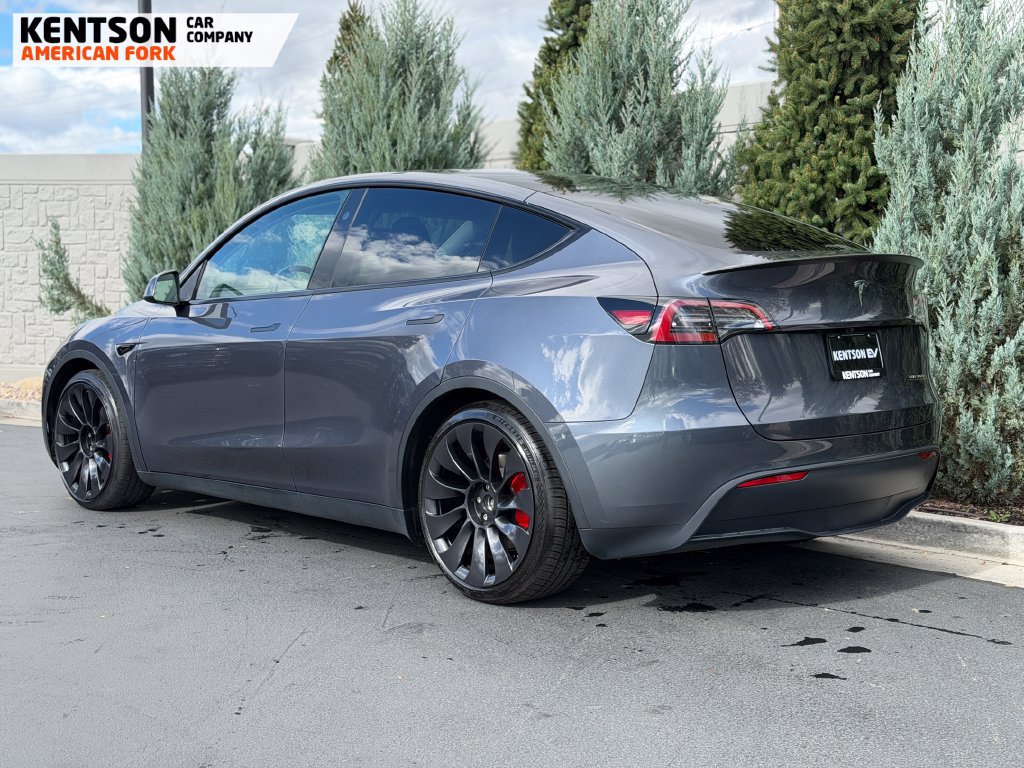Used 2023 Tesla Model Y Performance AWD/4WD image 5