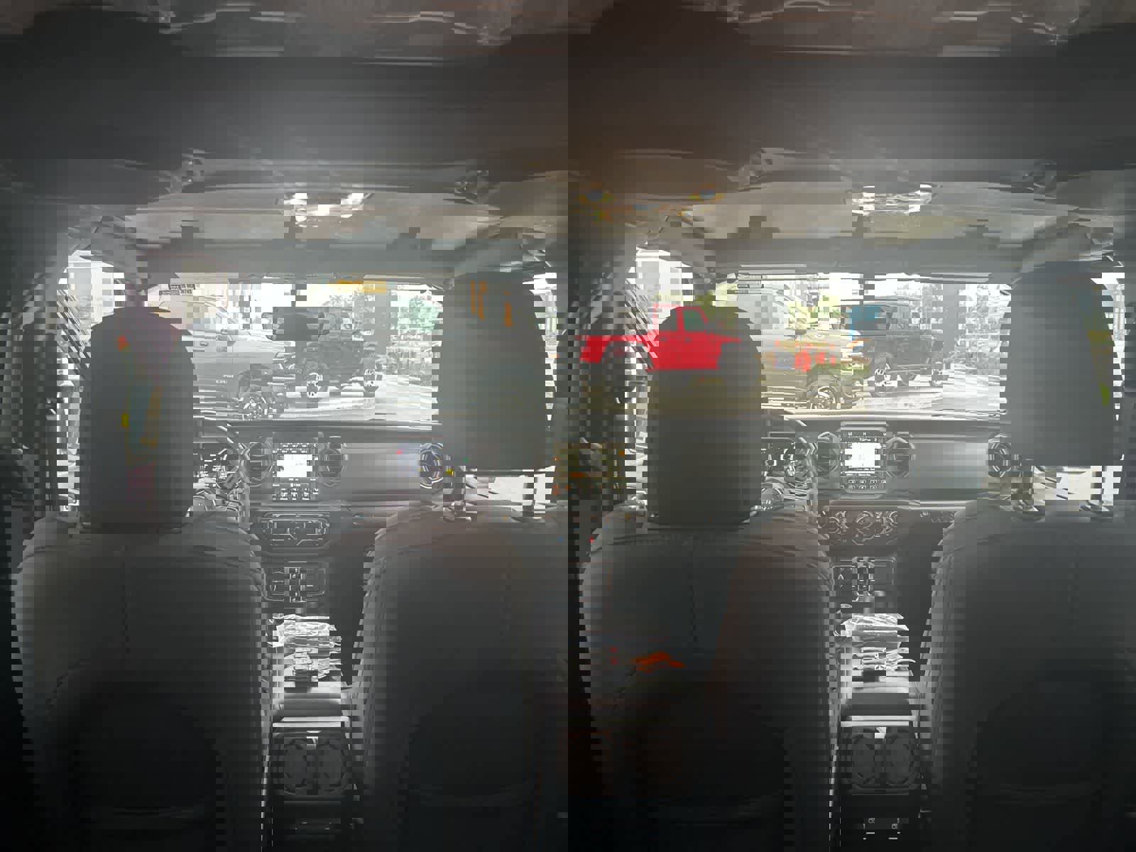 Used 2023 Jeep Wrangler Unlimited w/ Dual Top Group image 46