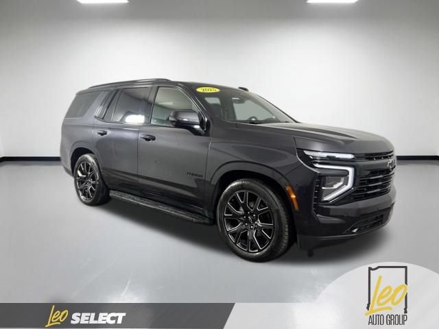 Used 2025 Chevrolet Tahoe RST w/ Advanced Technology Package AWD/4WD image 9
