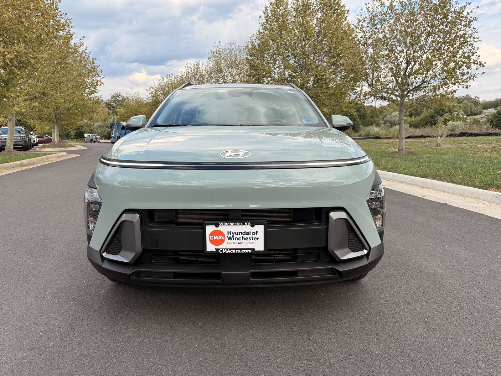 Used 2024 Hyundai Kona SEL AWD/4WD image 3