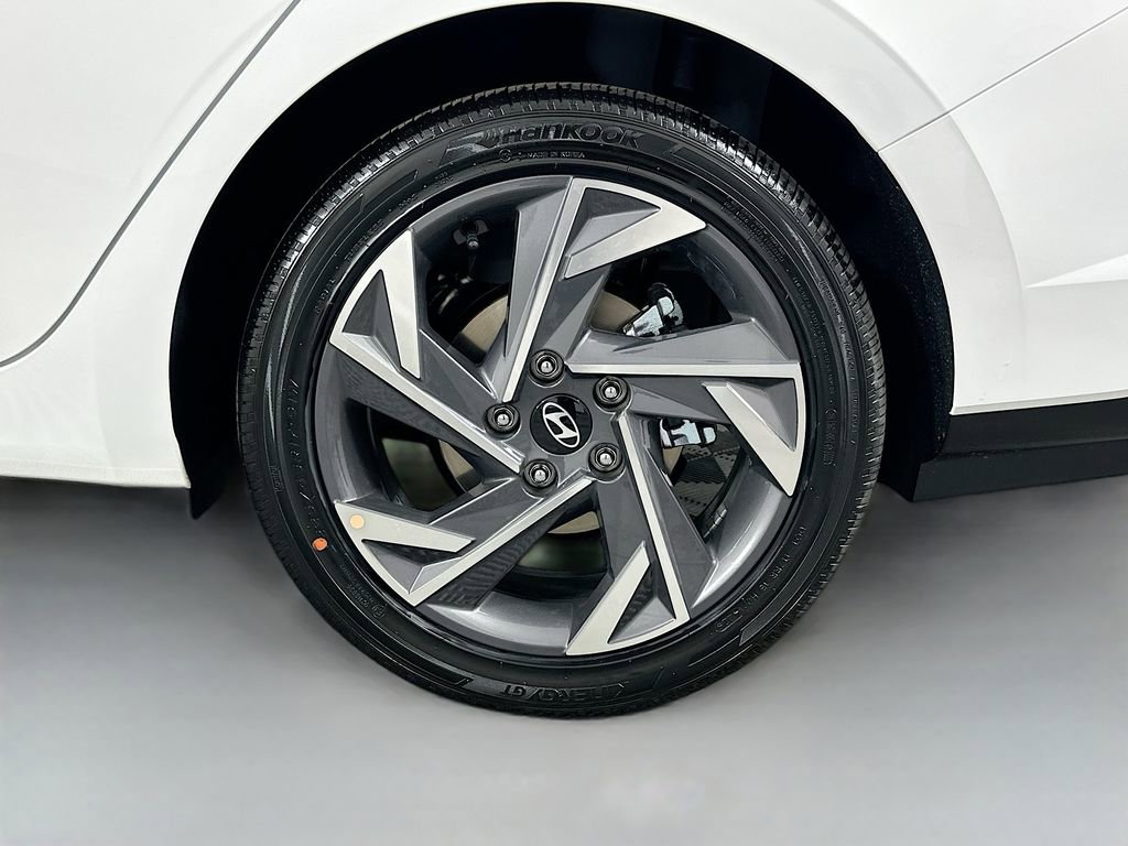 New 2026 Hyundai Elantra Limited w/ Cargo Package image 22