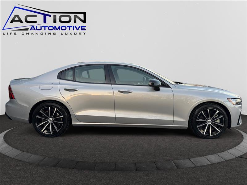 Used 2023 Volvo S60 T8 Plus image 9