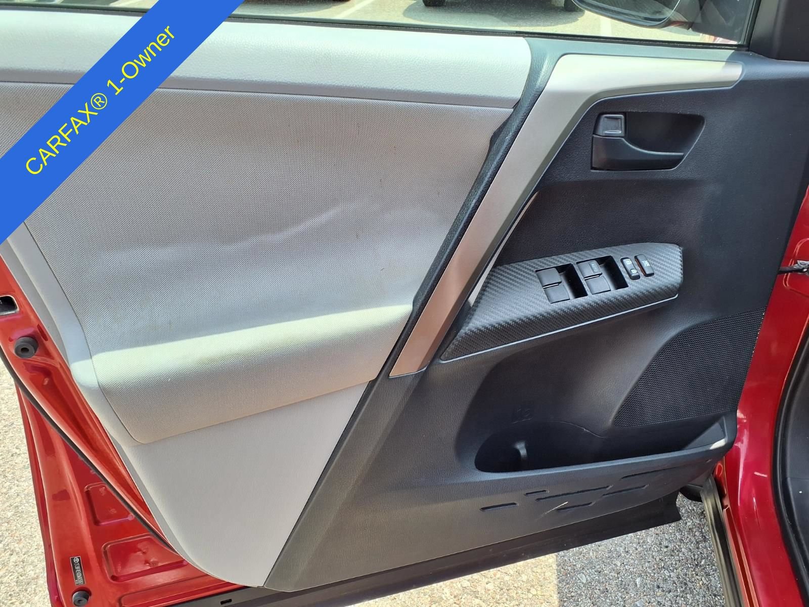 Used 2013 Toyota RAV4 LE AWD/4WD image 15
