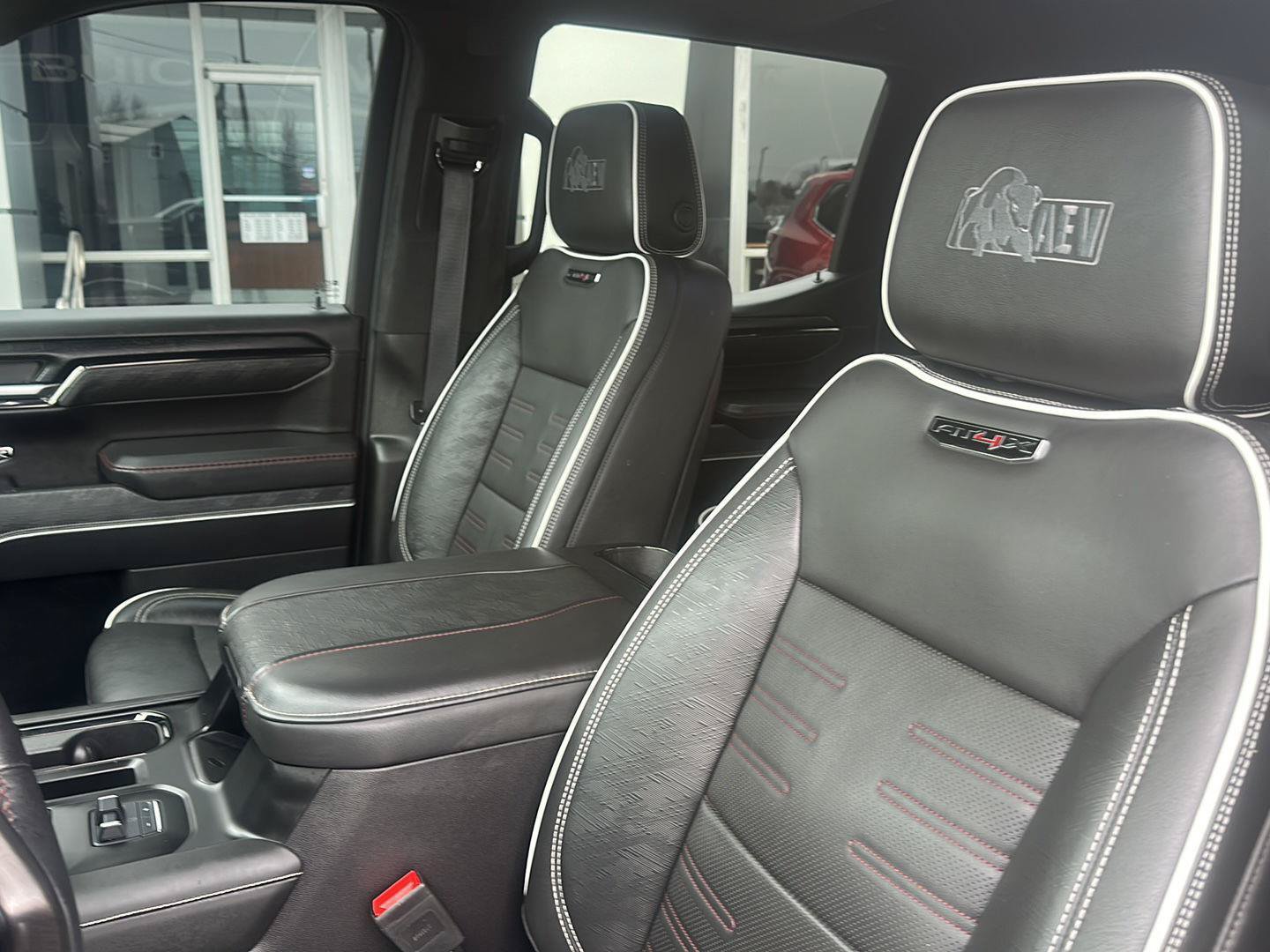 Used 2024 GMC Sierra 1500 AT4X w/ AT4X AEV Edition AWD/4WD image 16