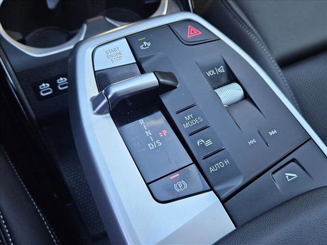 Used 2025 BMW X1 xDrive28i w/ M Sport Package image 13