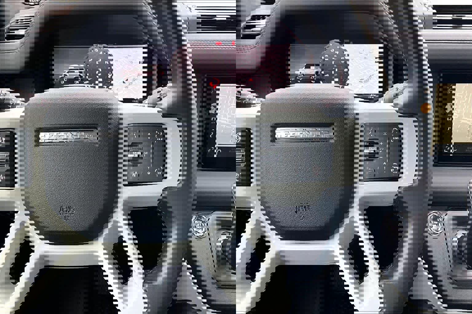 Used 2024 Land Rover Defender 110 S image 25