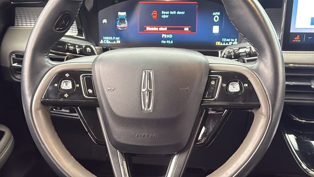 Used 2023 Lincoln Corsair Reserve w/ Rear Removable Package Tray image 13