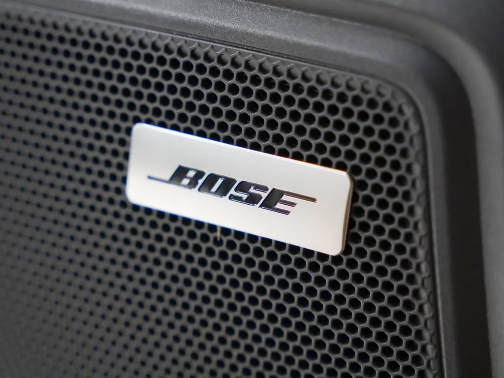 Certified 2026 Porsche Macan AWD/4WD image 17