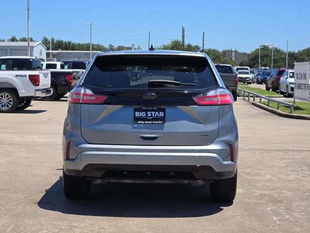Certified 2024 Ford Edge SE w/ Black Appearance Package AWD/4WD image 4