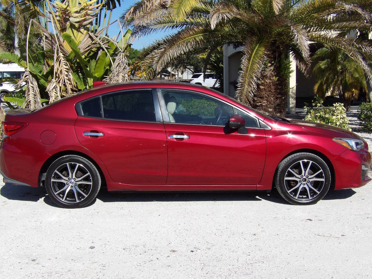 Used 2017 Subaru Impreza 2.0i Limited image 9