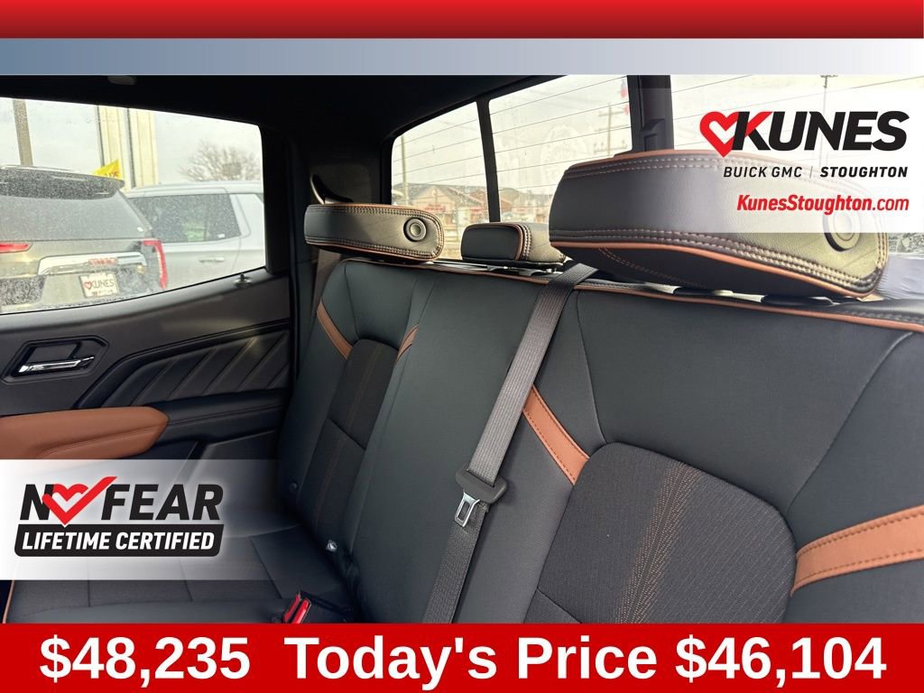 New 2026 GMC Canyon AT4 image 32