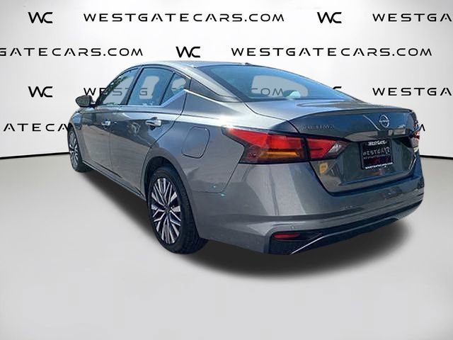 Used 2023 Nissan Altima 2.5 SV image 7