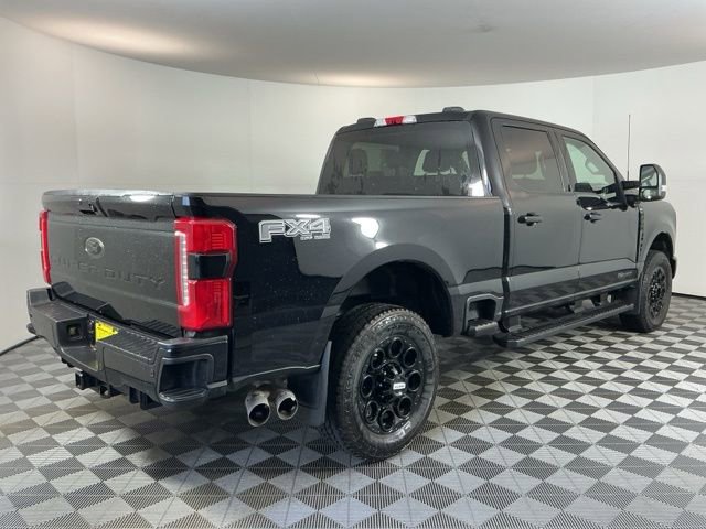 Used 2025 Ford F350 Lariat w/ Black Appearance Package AWD/4WD image 4