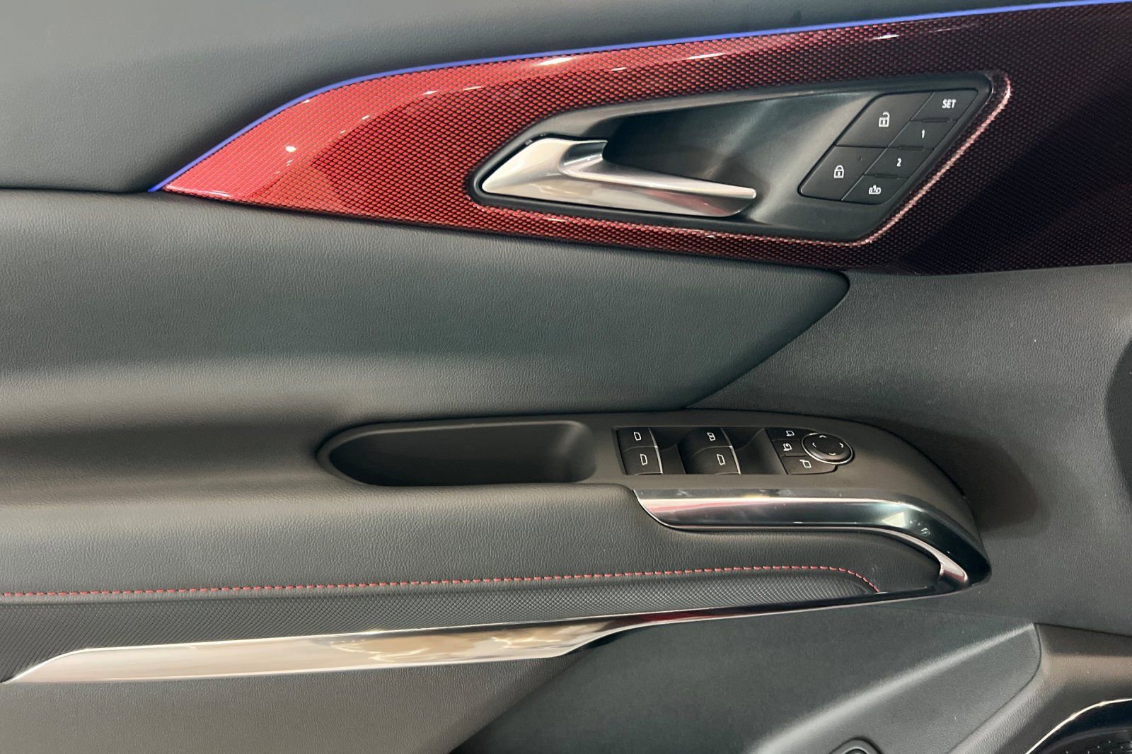 New 2026 Chevrolet Traverse RS image 10