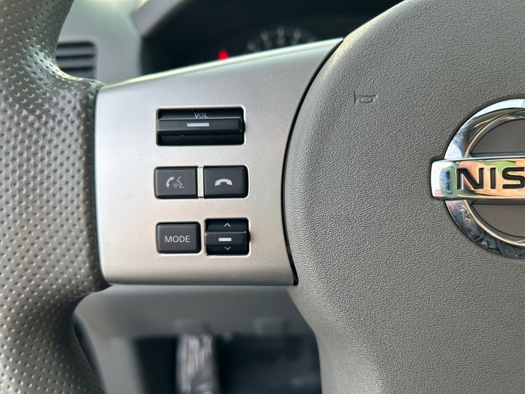 Used 2021 Nissan Frontier SV w/ Midnight Edition Floor Mats image 17