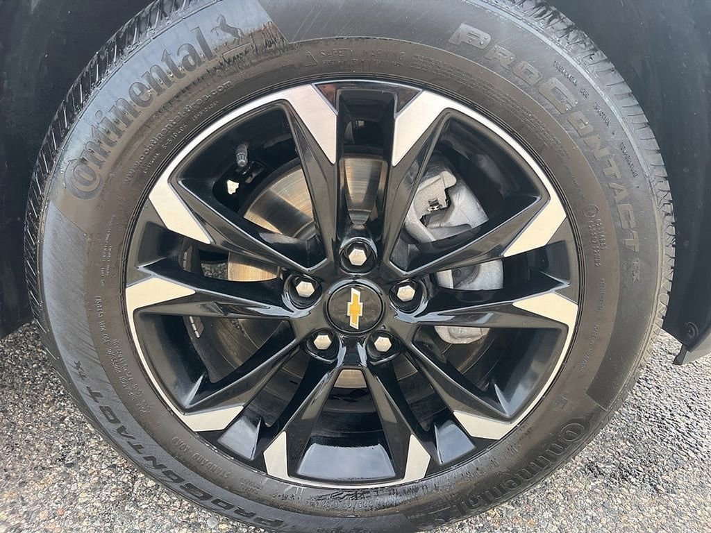 Used 2023 Chevrolet TrailBlazer LT w/ Convenience Package AWD/4WD image 9