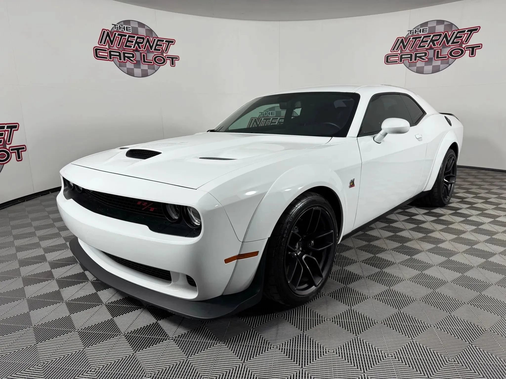 Used 2021 Dodge Challenger R/T Scat Pack RWD image 3