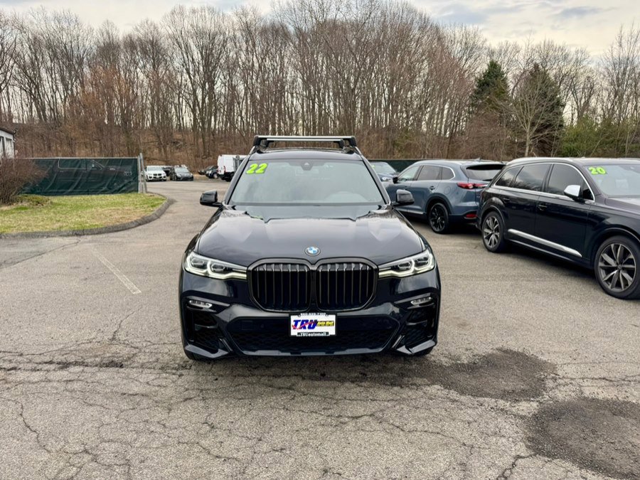 Used 2022 BMW X7 xDrive40i w/ M Sport Package image 9