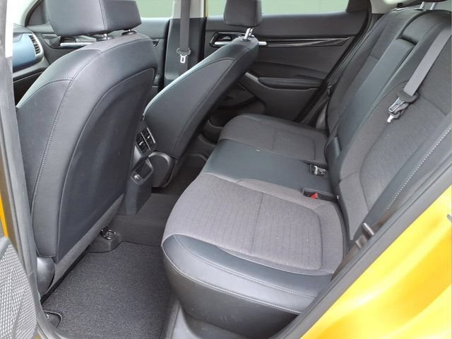 Used 2023 Kia Seltos S w/ Navigation Package AWD/4WD image 17