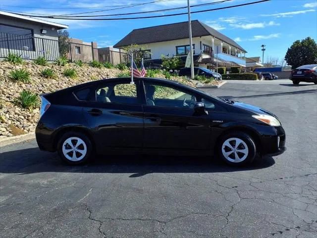 Used 2013 Toyota Prius Two image 2