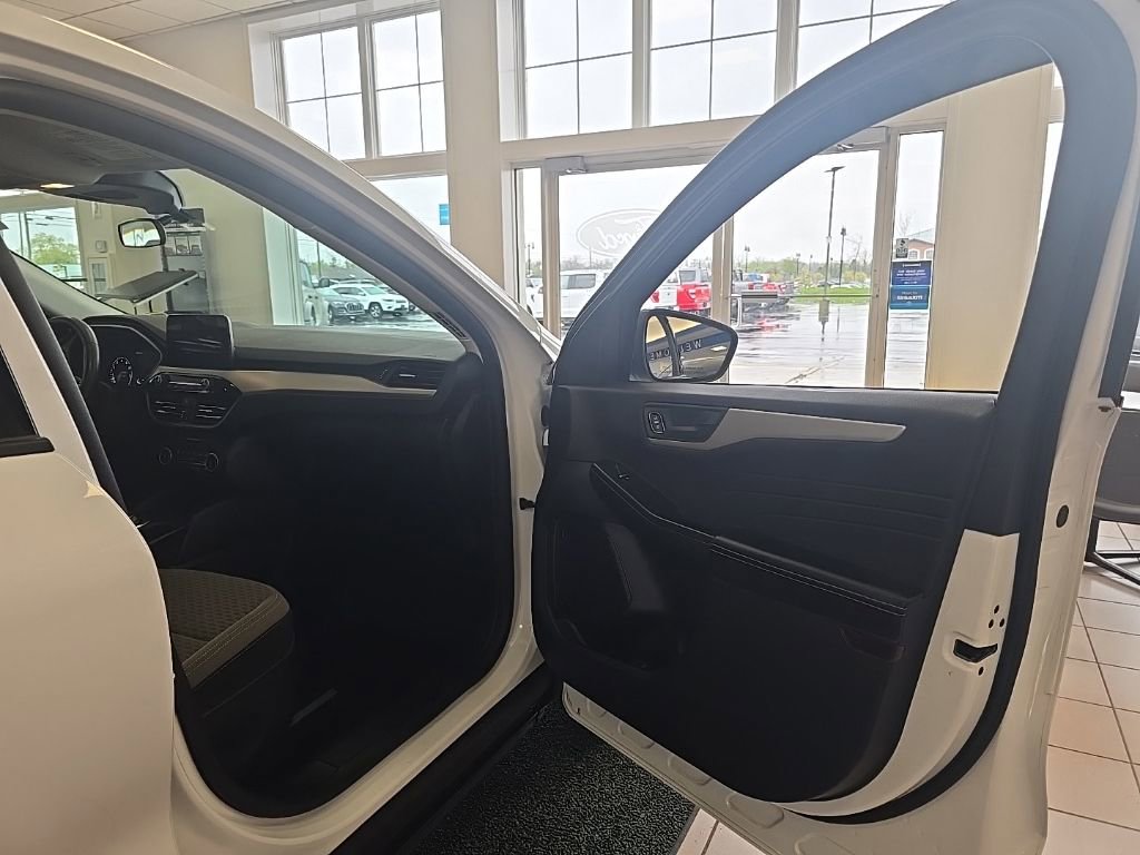 Used 2022 Ford Escape SE w/ Convenience Package AWD/4WD image 36