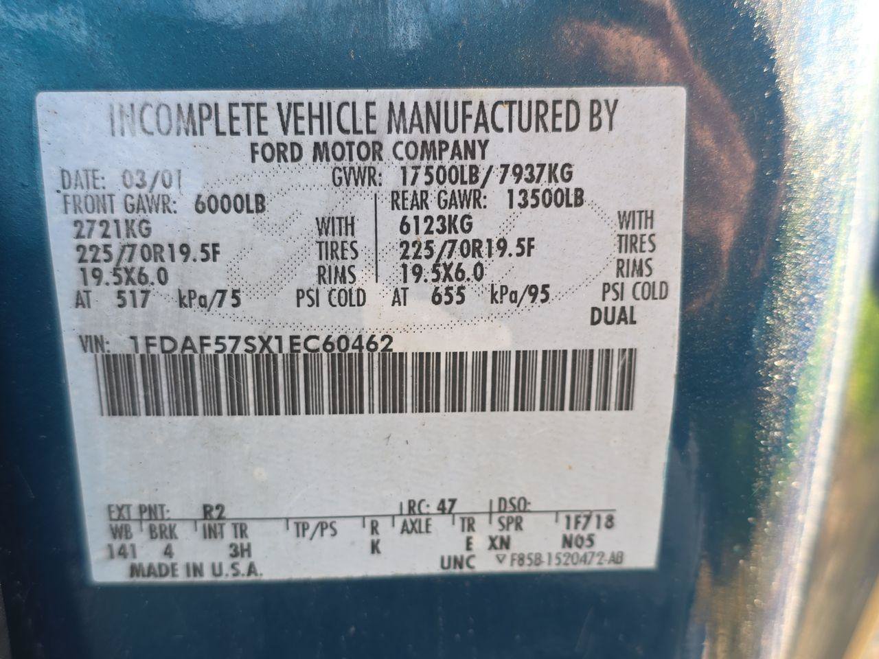 Used 2001 Ford F550 4x4 Regular Cab Super Duty image 24