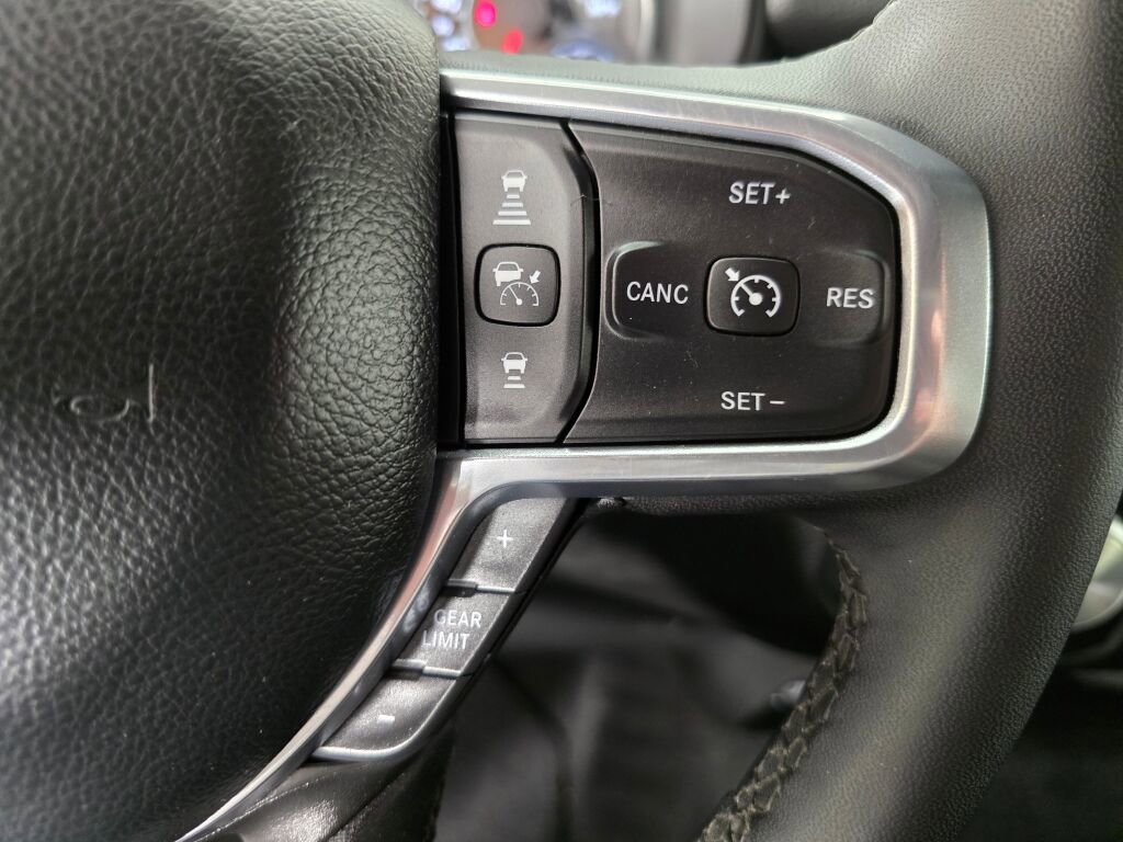 Used 2025 RAM 1500 Laramie image 26