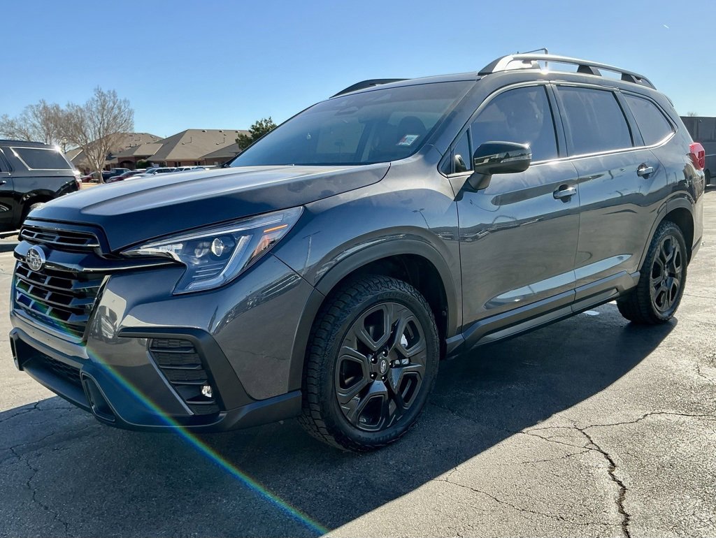 Used 2023 Subaru Ascent Onyx Edition image 7