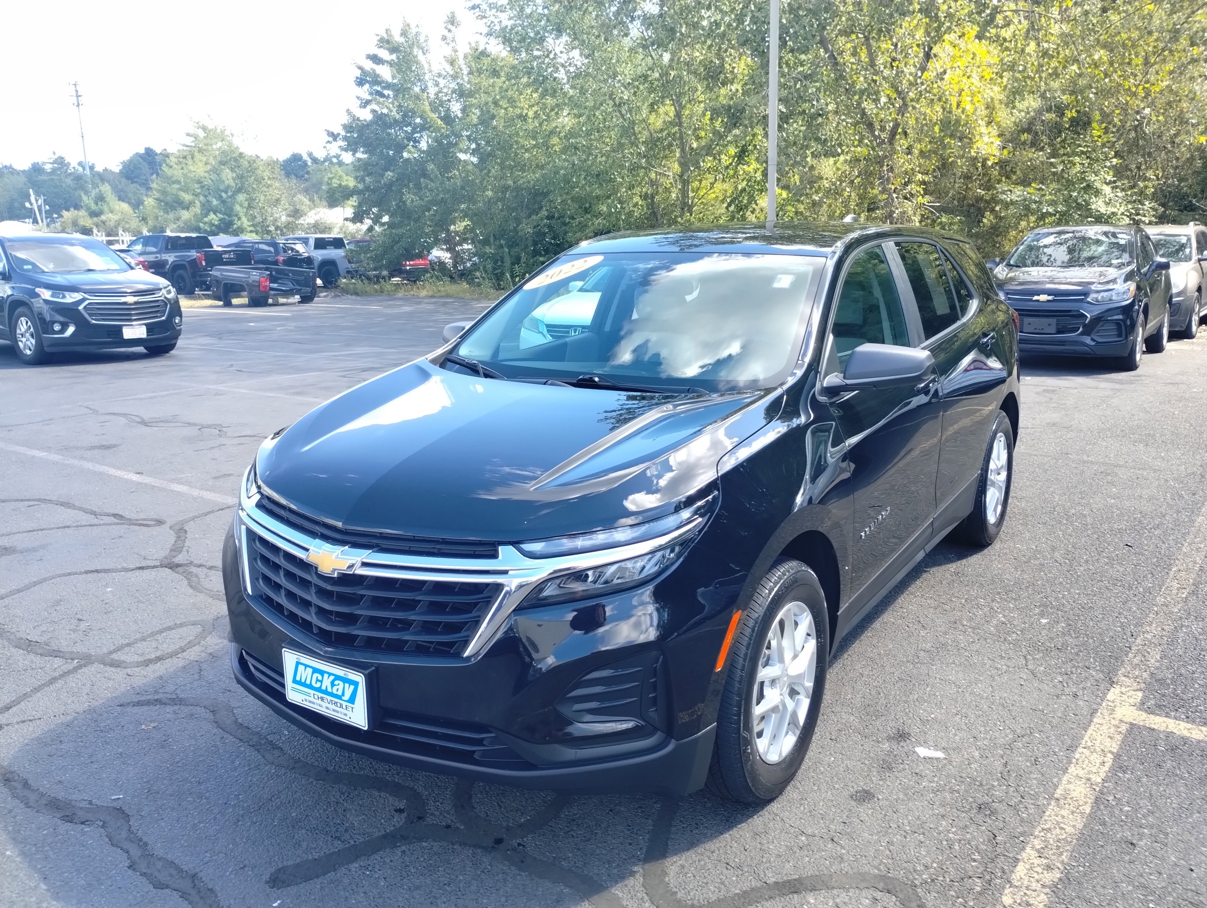 Used 2022 Chevrolet Equinox LS w/ LS Convenience Package image 7