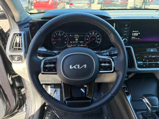 Used 2023 Kia Sorento S FWD image 25