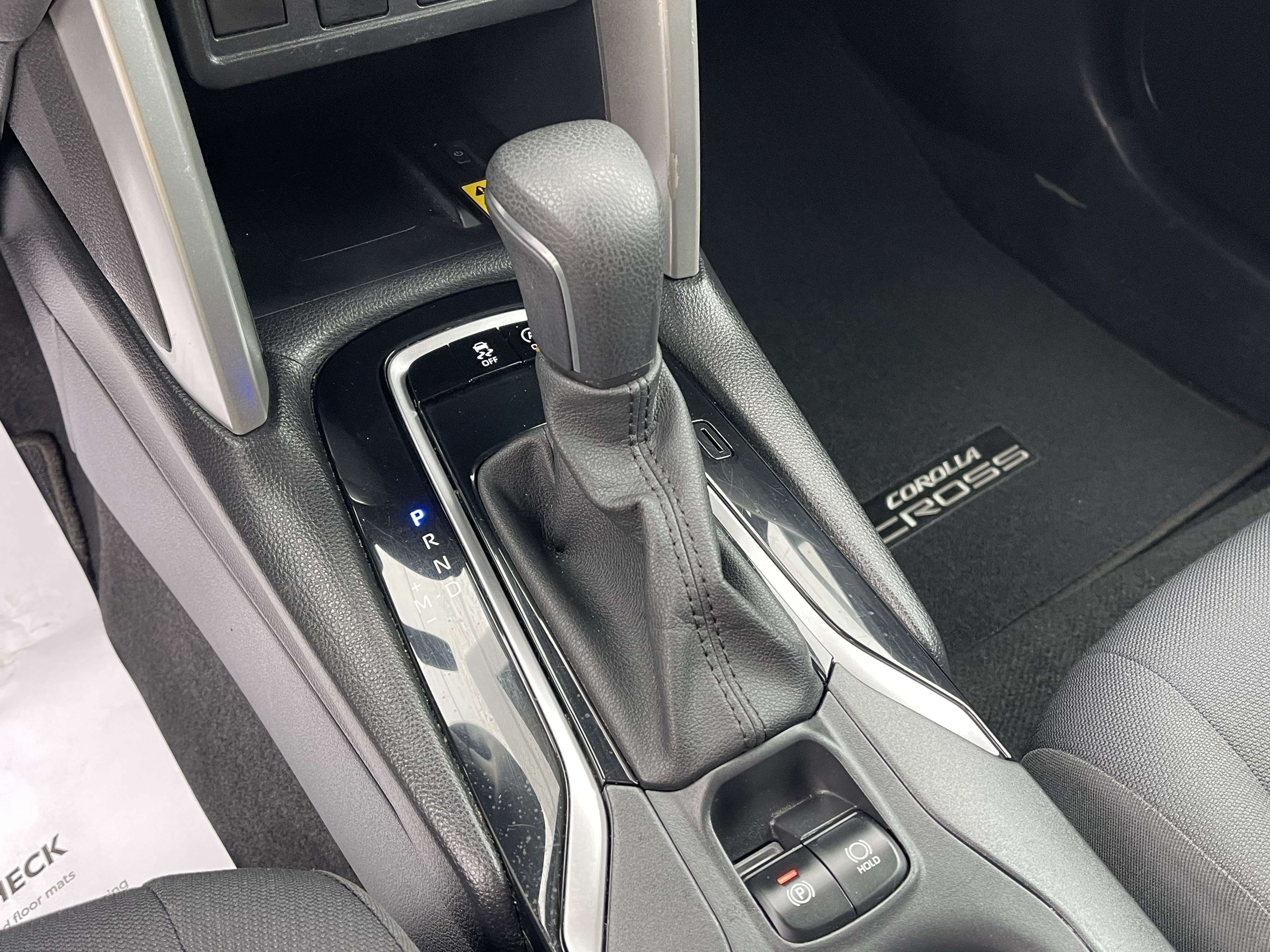 Certified 2023 Toyota Corolla Cross LE FWD image 24