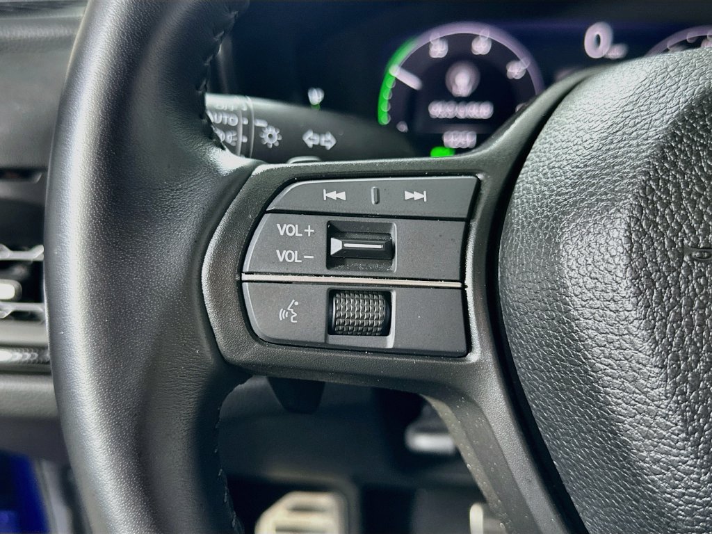 Used 2025 Honda Accord Sport image 24