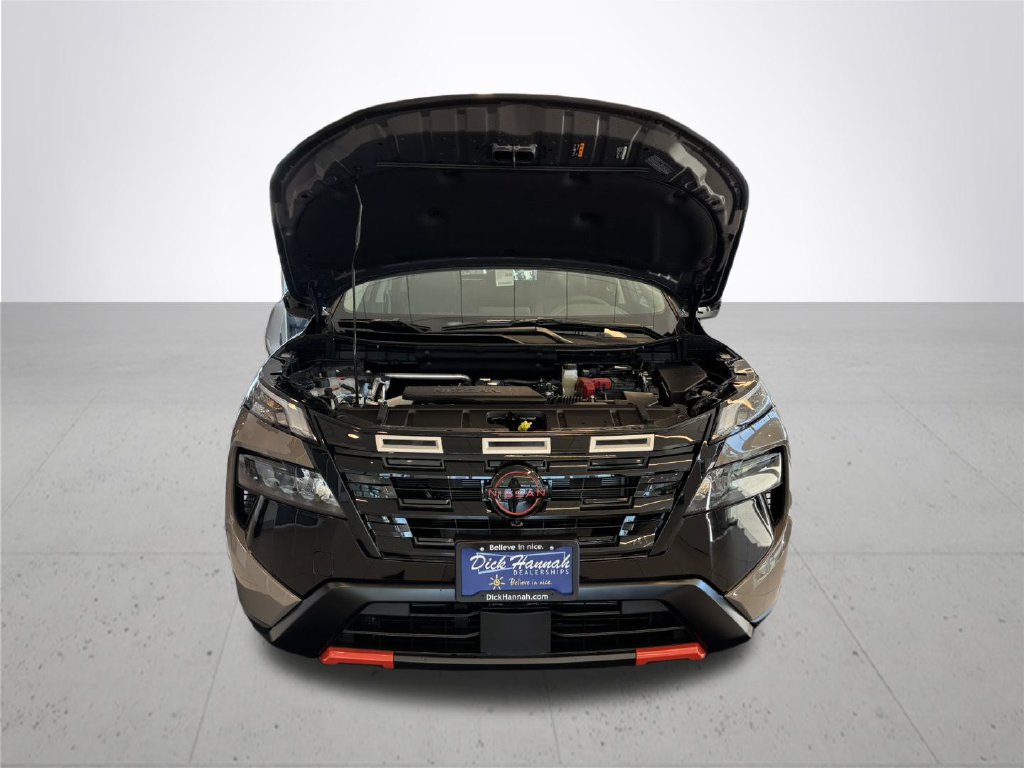 New 2026 Nissan Rogue SV AWD/4WD image 4