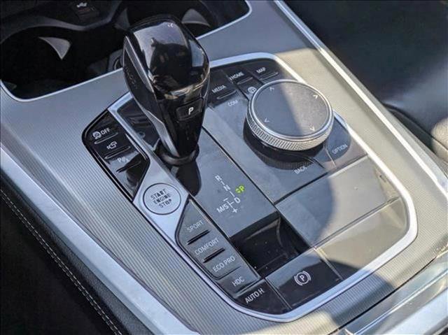 Used 2022 BMW X5 xDrive40i w/ Premium Package image 13