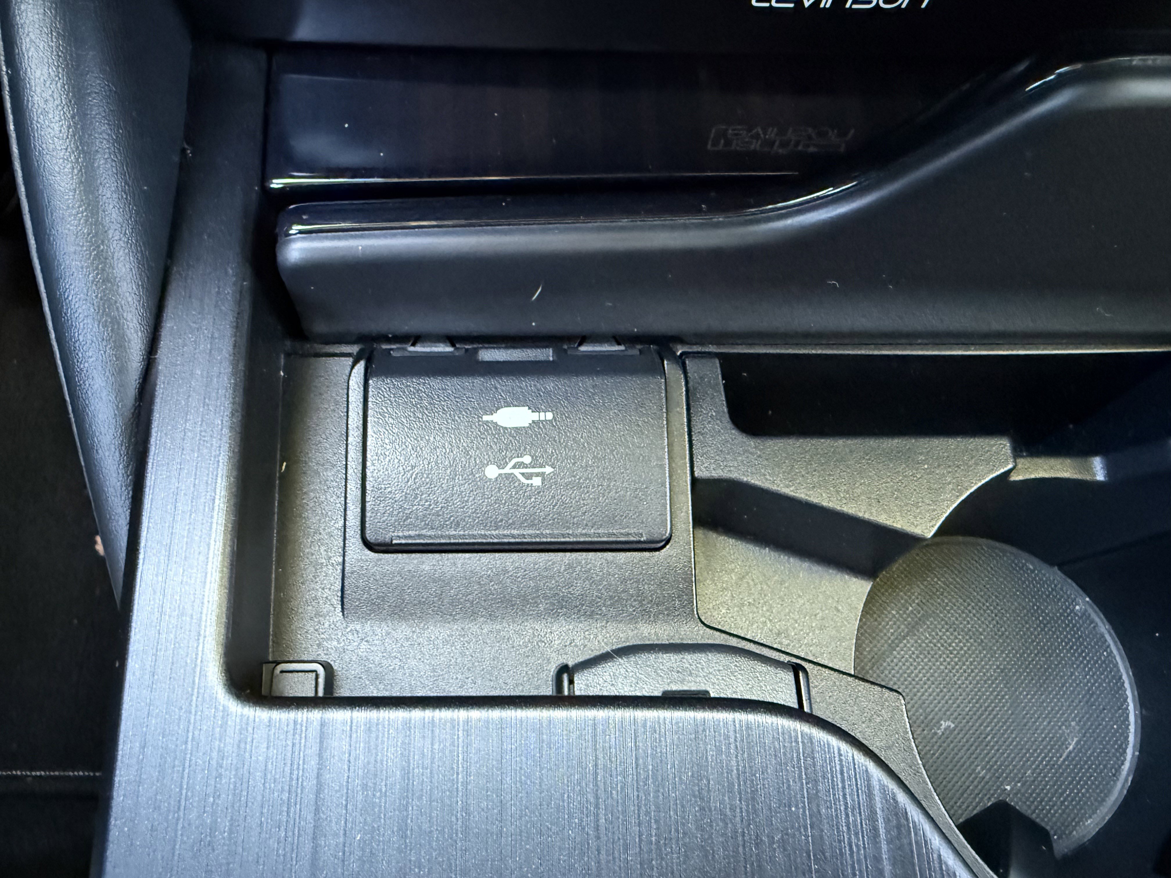 Used 2021 Lexus ES 350 Ultra Luxury w/ Accessory Package 2 FWD image 37