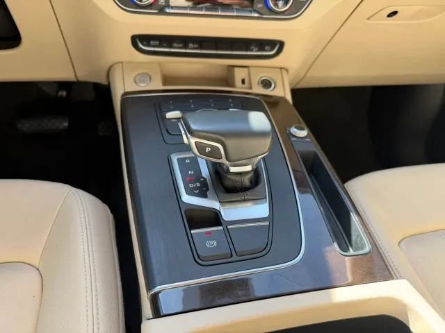 Used 2019 Audi Q5 2.0T Premium AWD/4WD image 43