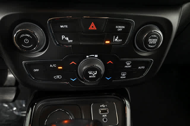 Used 2021 Jeep Compass Limited AWD/4WD image 25