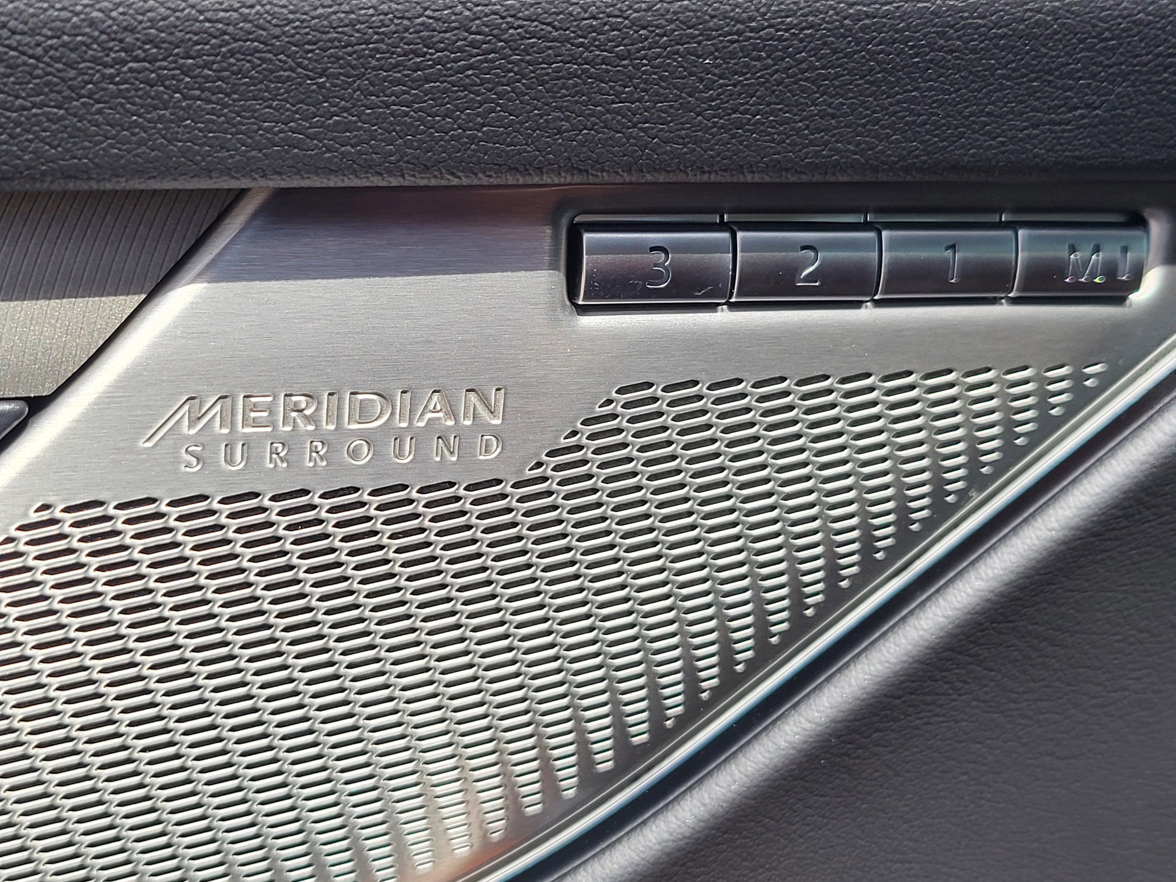 New 2026 Jaguar F-PACE R-Dynamic S image 12