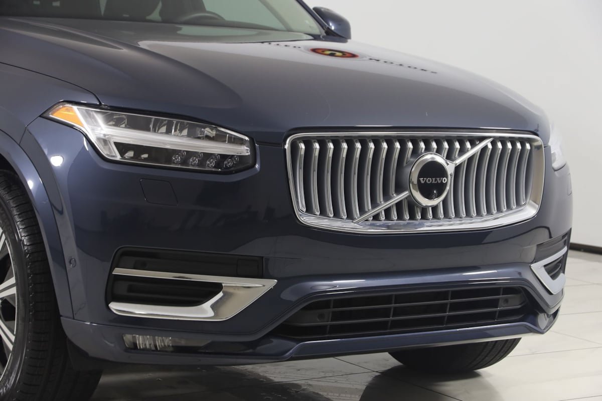 Used 2023 Volvo XC90 B6 Plus w/ Protection Package Premier AWD/4WD image 39