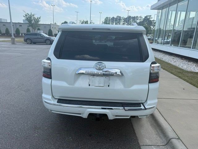 Used 2021 Toyota 4Runner Limited AWD/4WD image 7