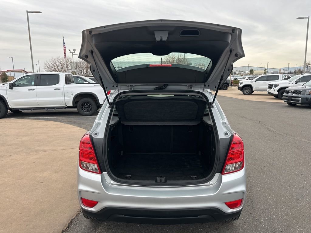 Used 2018 Chevrolet Trax LS image 19